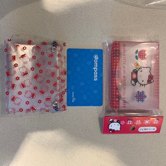LOT OF 2 HELLO KITTY CASES - Picture 11 of 11